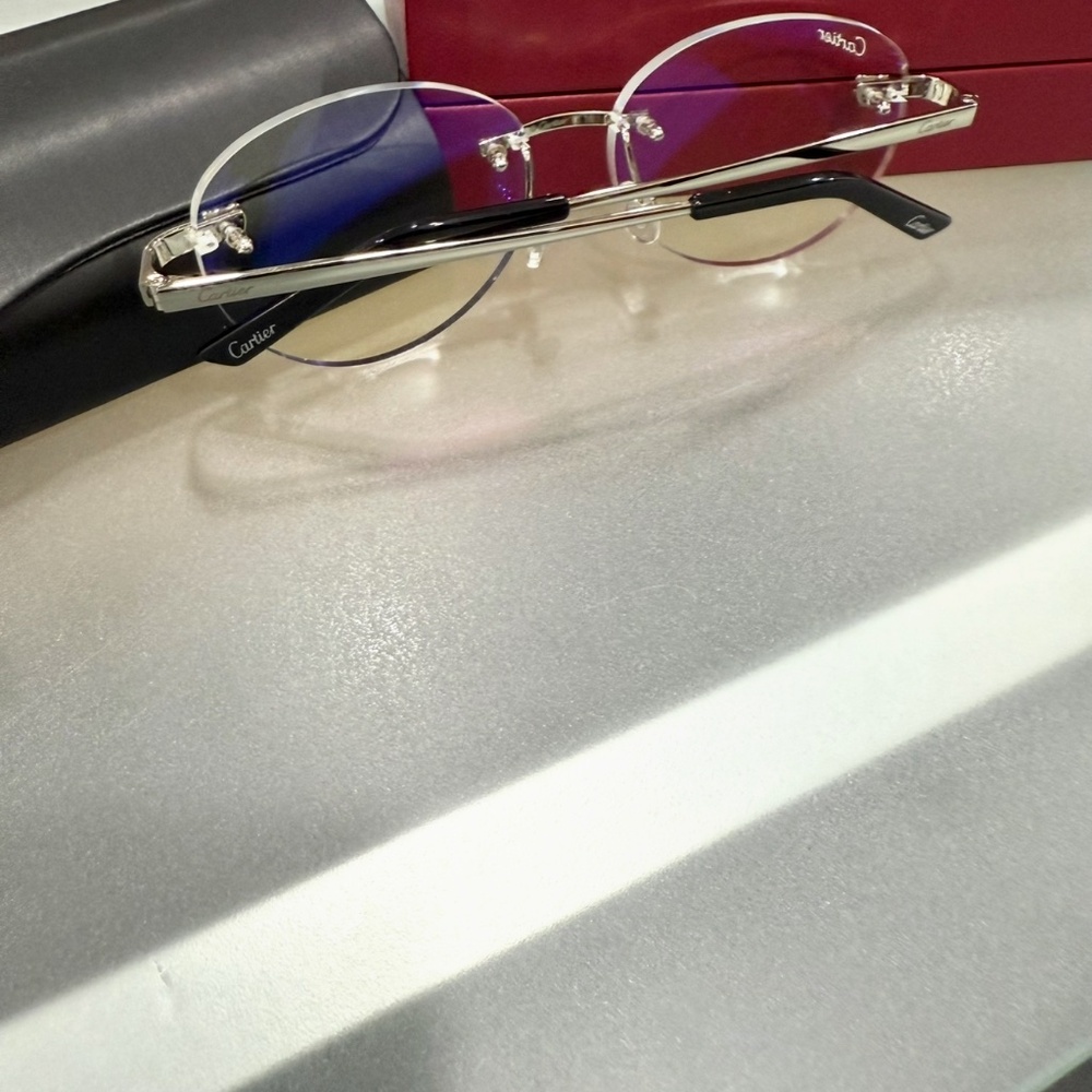 Cartier Glasses Clear Rimless Lenses Great Condition - Picture 2 of 2